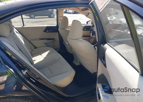 2013 Honda Accord Lx z USA, uszkodzony, nr VIN 1HGCR2F35DA014719